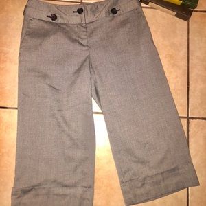 SALE 3/$25 Ann Taylor Loft Capris